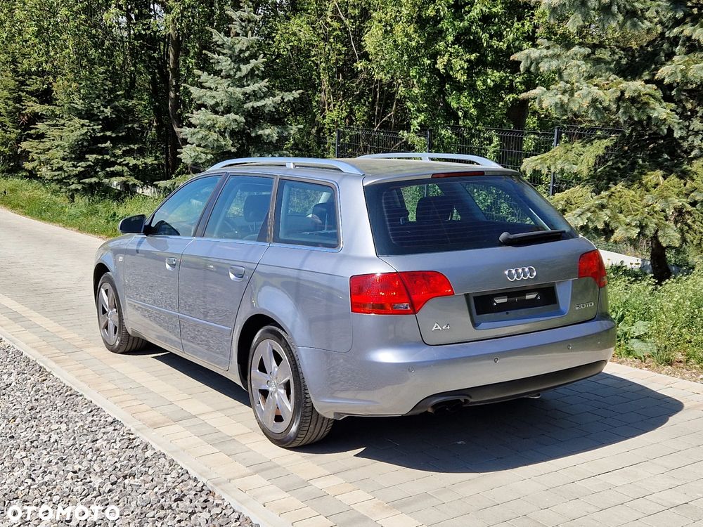 Audi A4 Avant 2.0 TDI DPF - 10