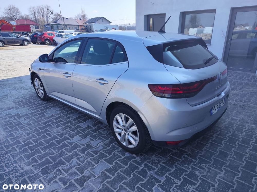 Renault Megane - 9