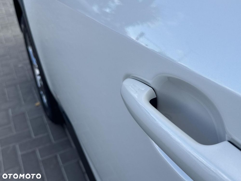 Toyota RAV4 2.5 Hybrid Comfort 4x2 - 26