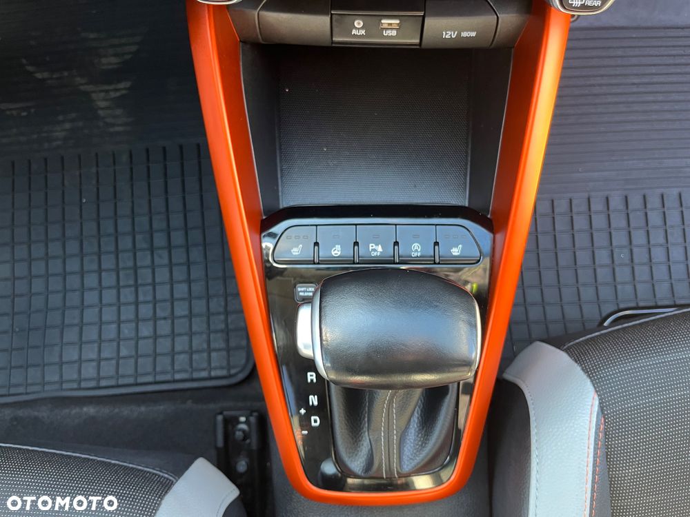Kia Stonic 1.0 T-GDI 120 DCT OPF Edition 7 - 18