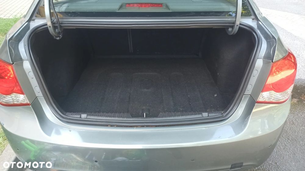 Chevrolet Cruze 2.0 VDCi LS - 12