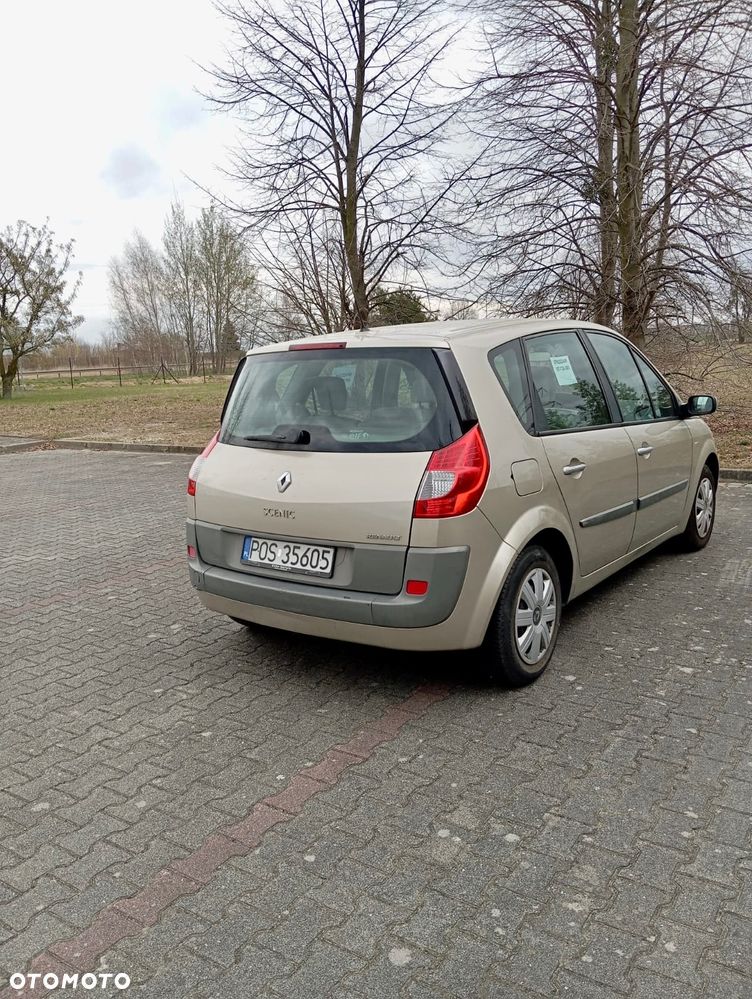 Renault Scenic ver-1-5-dci-confort-authentique - 2