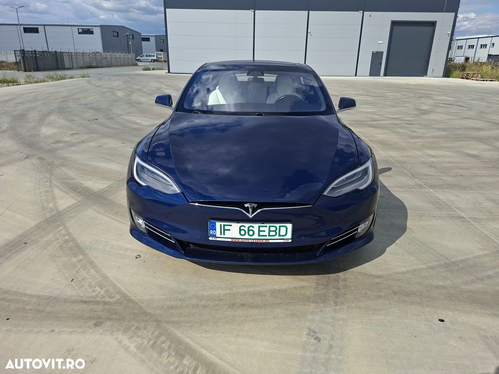 Tesla Model S ver-awd - 7