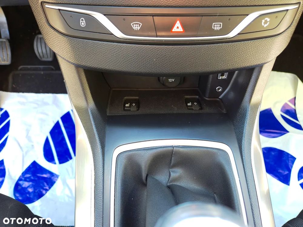 Peugeot 308 BlueHDi FAP 150 Stop&Start GT-Line Edition - 27