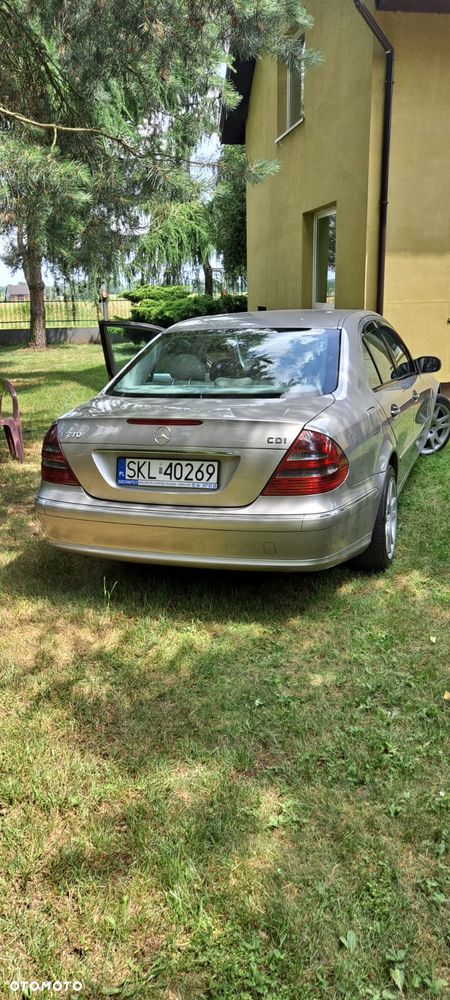 Mercedes-Benz Klasa E - 3