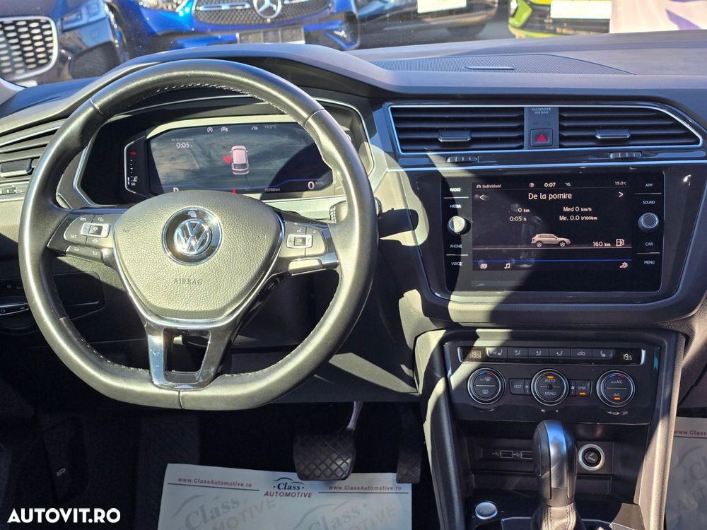 Volkswagen Tiguan - 14