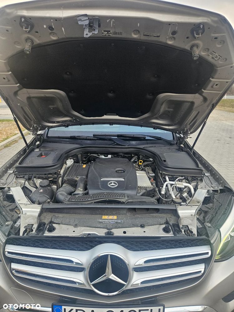 Mercedes-Benz GLC 300 4Matic 9G-TRONIC - 24