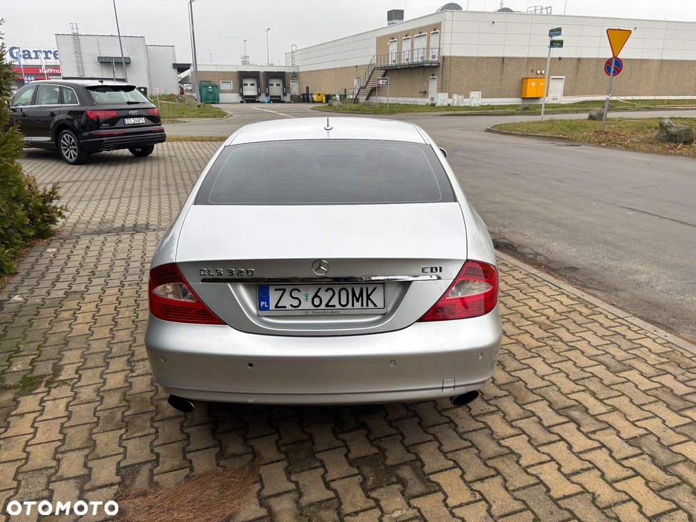 Mercedes-Benz CLS - 8