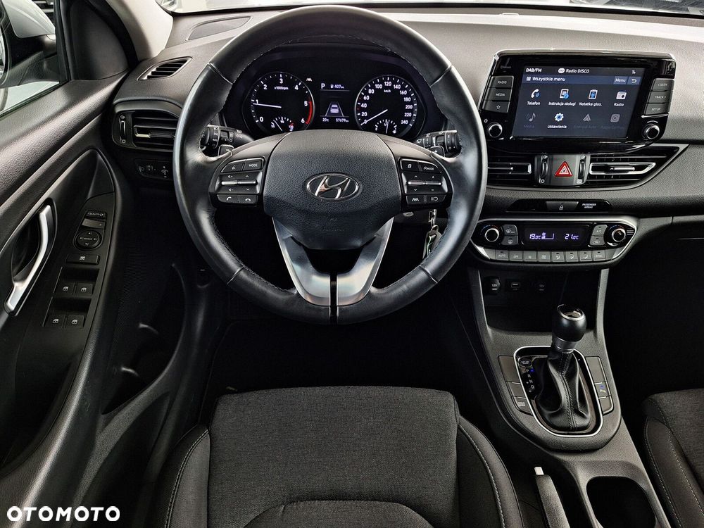 Hyundai i30 1.6 D Comfort DCT - 29