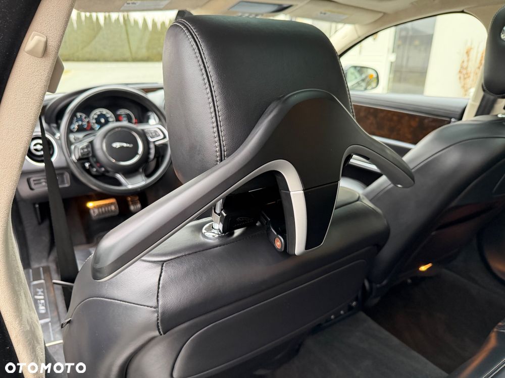 Jaguar XJ 3.0 V6 Kompressor AWD Langversion Portfolio - 27