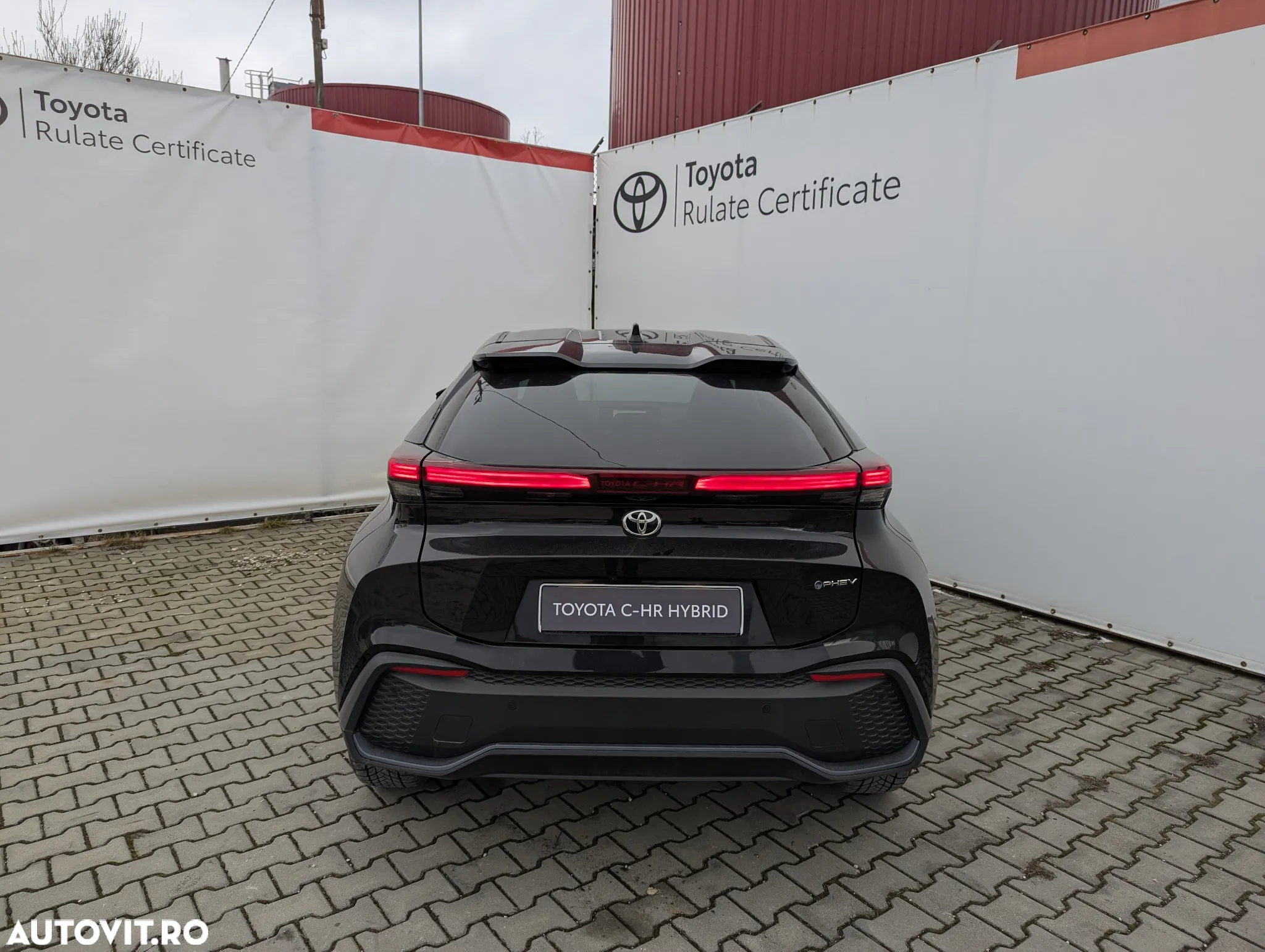 Toyota C-HR 2.0 PHEV 223 CP 4x2 CVT Dynamic - 6