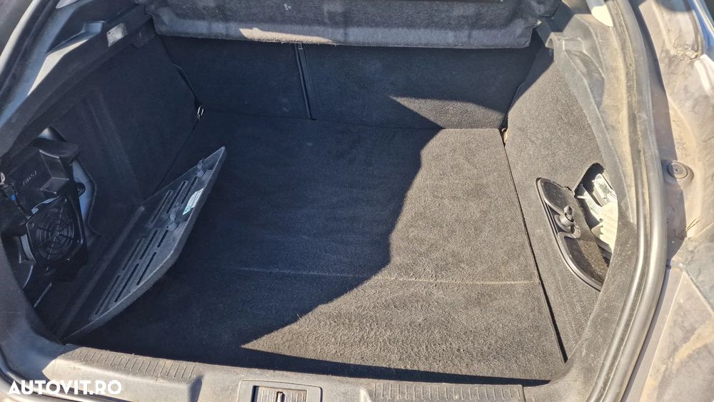 Renault Laguna dCi 150 FAP Start-Stop Paris Business - 6