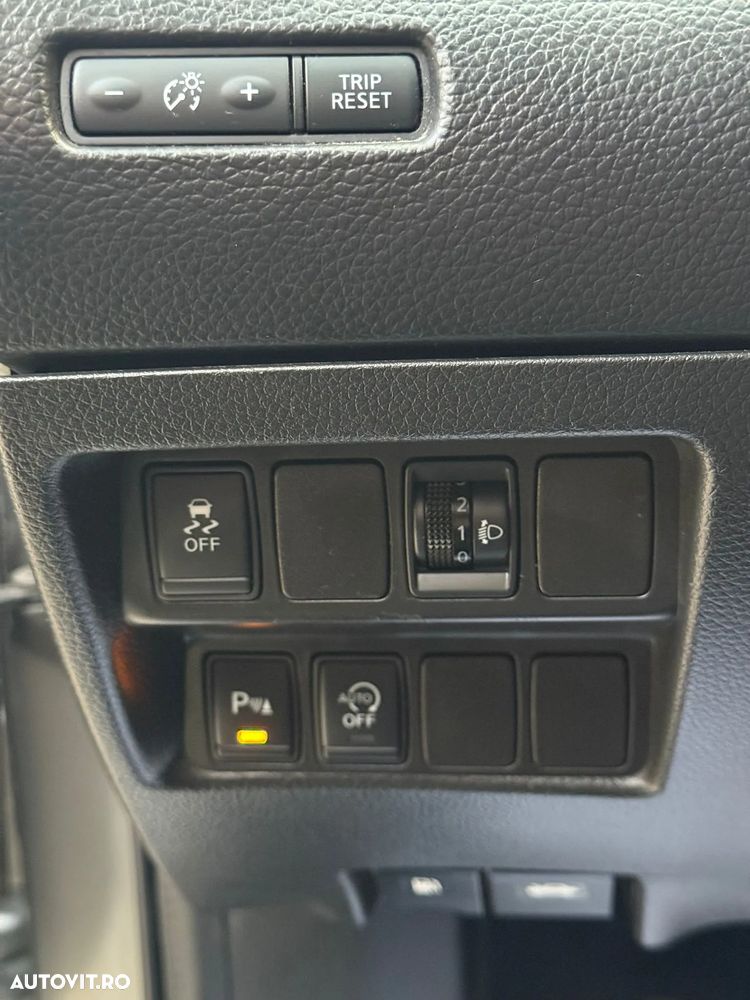 Nissan Qashqai 1.6 DCI N-Connecta - 15