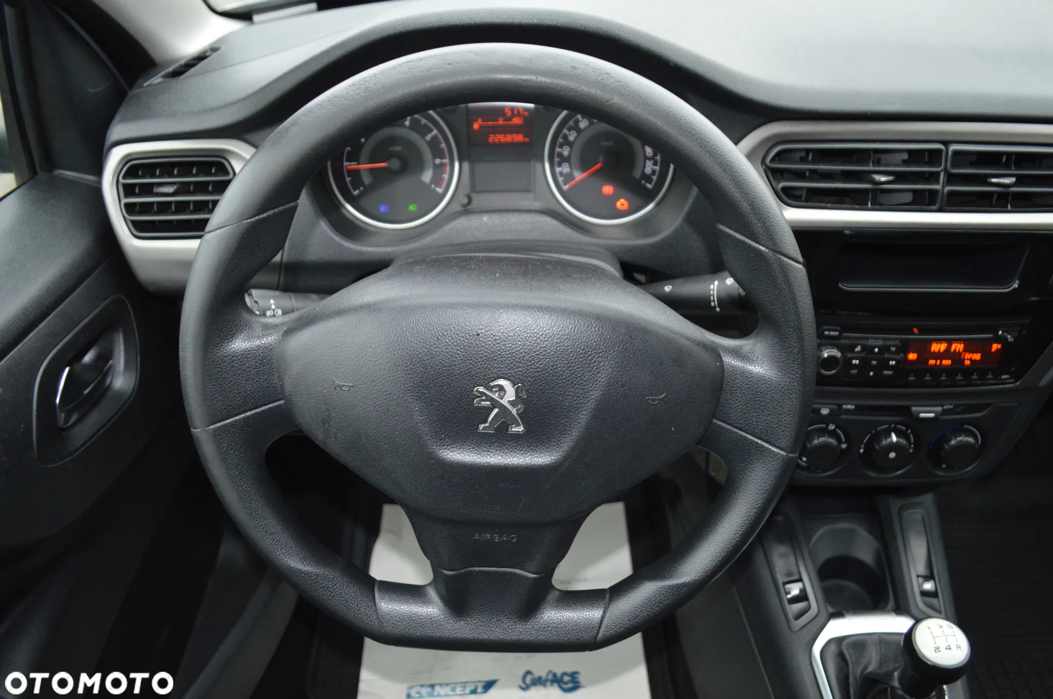 Peugeot 301 1.2 VTi/Pure Tech Access - 10