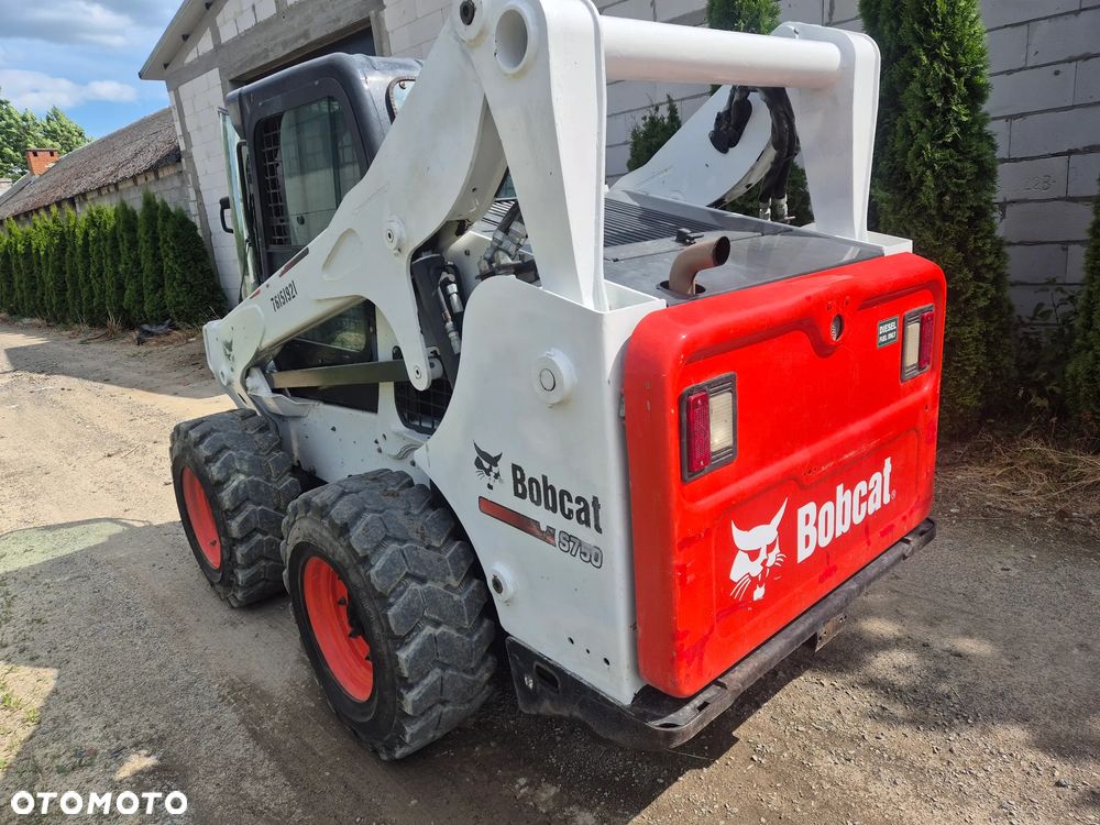 Bobcat S750 - 15