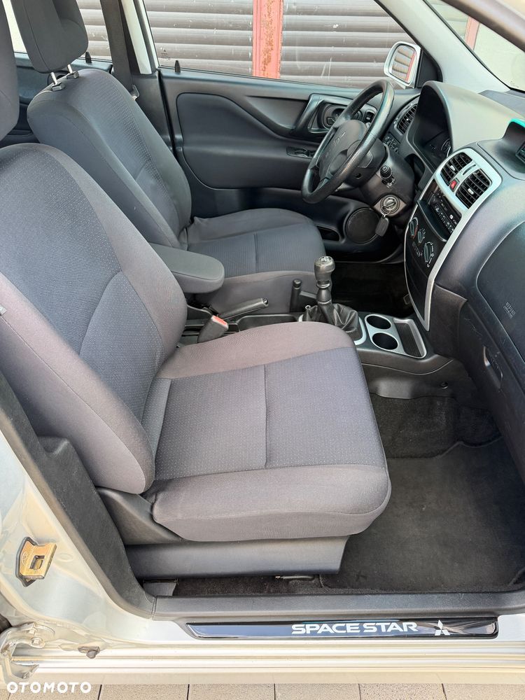 Mitsubishi Space Star 1.8 Intense - 9