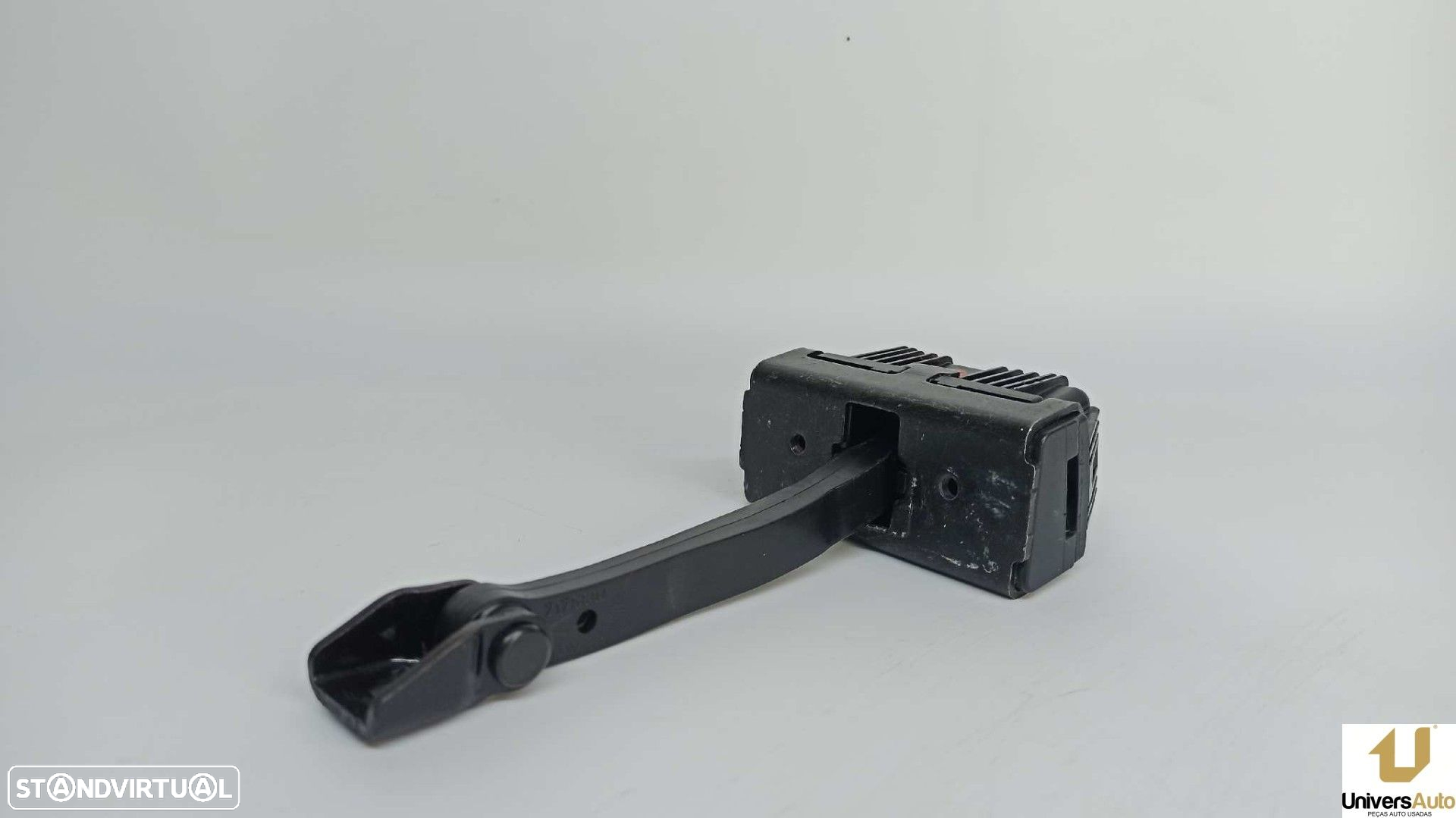 RETENTOR DA PORTA DIANTEIRA DIREITA BMW SERIE 5 BERLINA (E60) 530D - 4