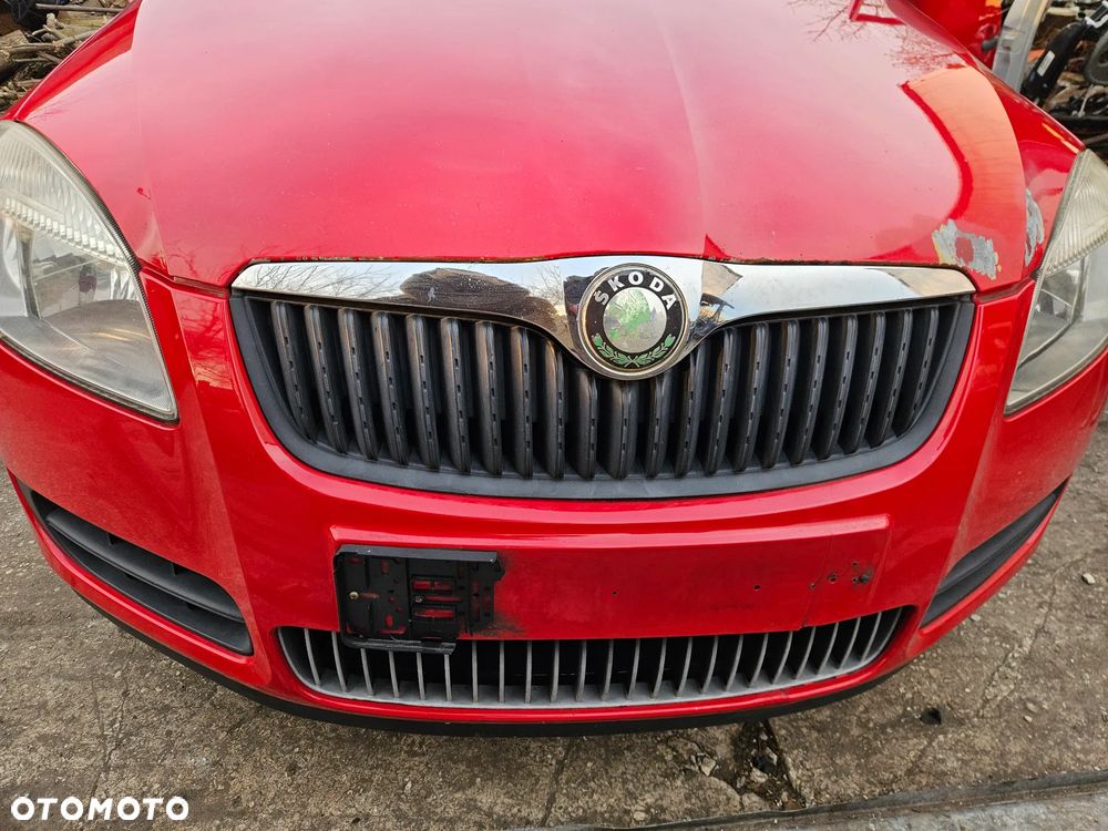 Skoda Fabia II Roomster  maska 8151 - 3