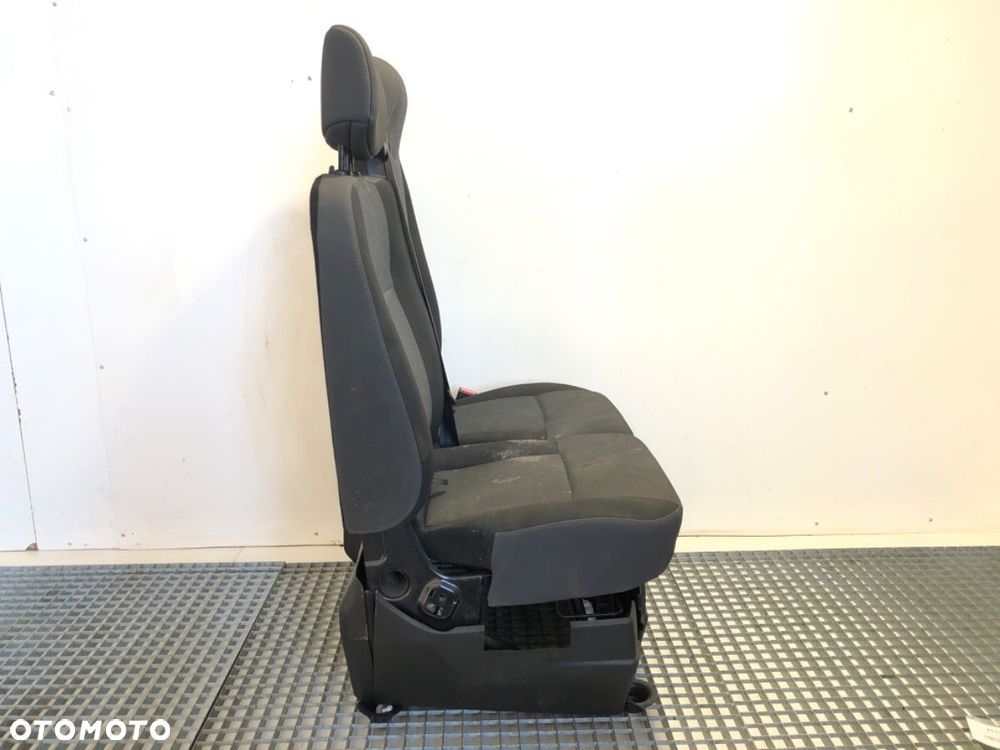 FOTEL PRAWY PRZÓD  RENAULT MASTER III Platforma / podwozie (EV, HV, UV) 2010 - 2022 2.3 dCi 170 FWD - 4