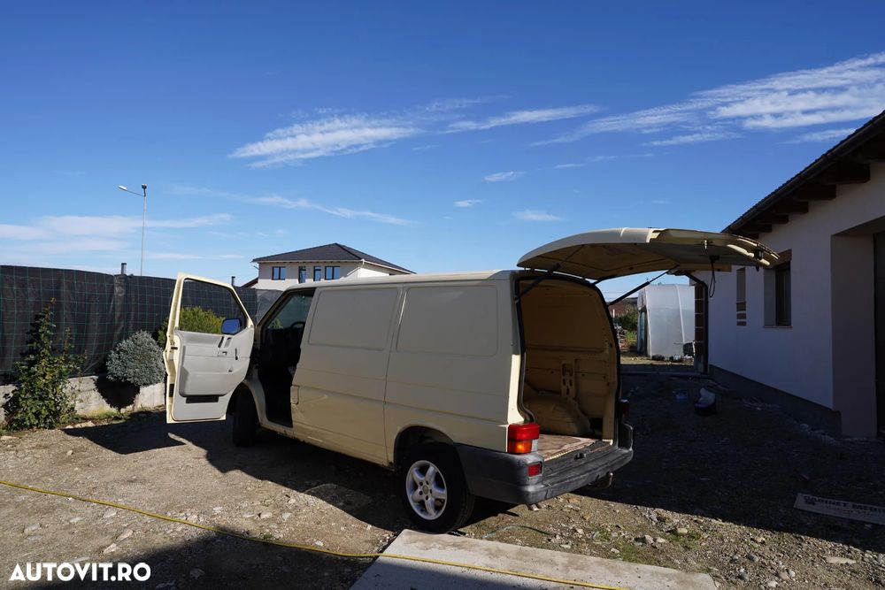 Volkswagen Transporter - 27