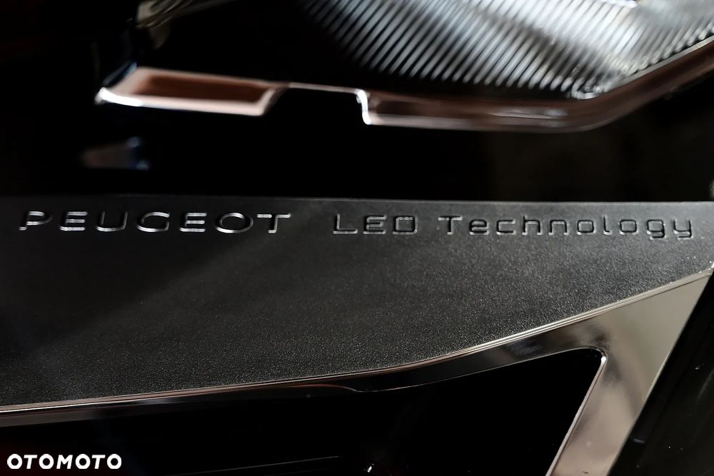Peugeot 5008 BlueHDI 130 EAT8 Allure Business-Paket - 37