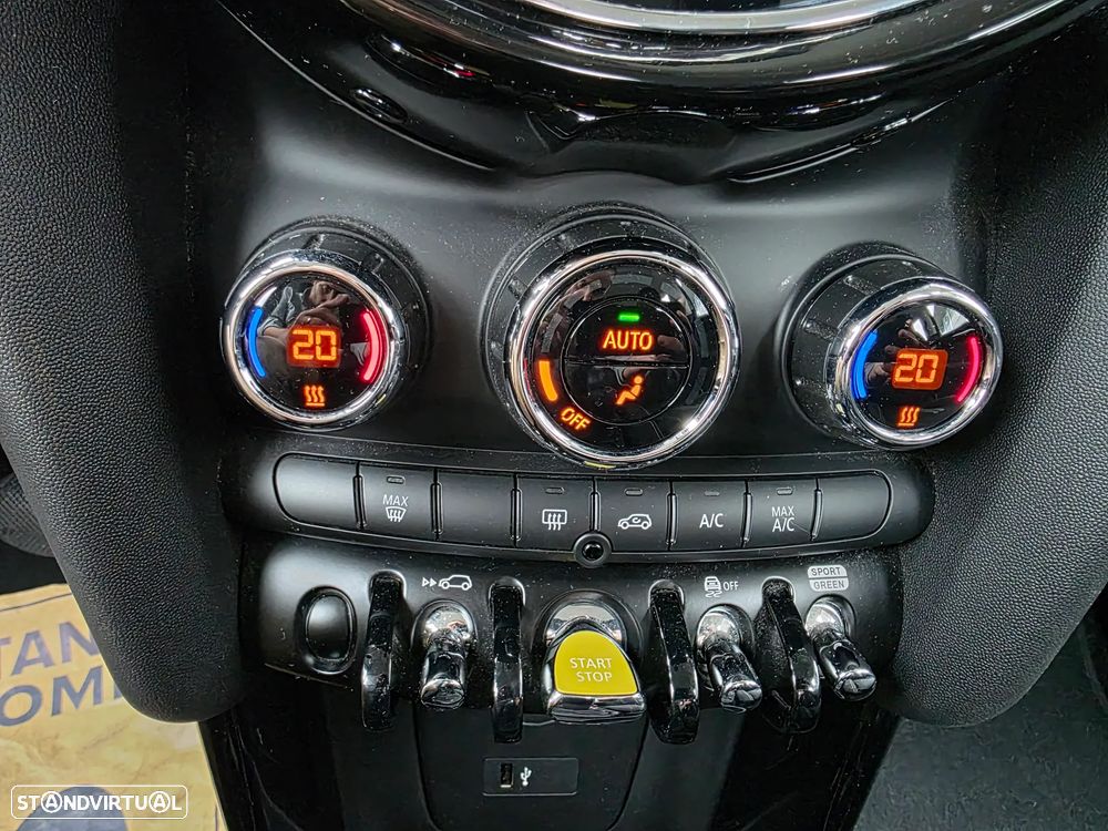 MINI 3 Portas Cooper SE Classic - 17