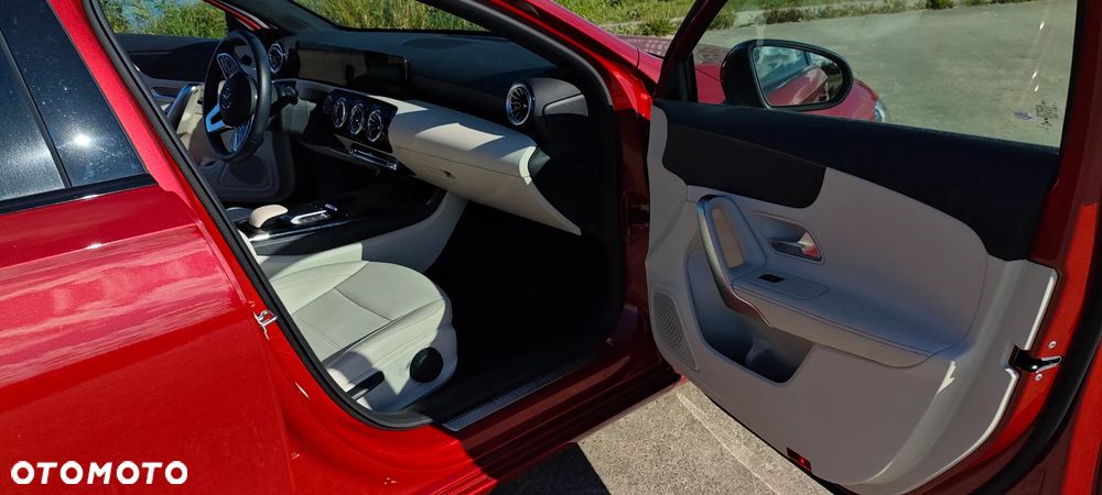 Mercedes-Benz Klasa A 200 Progressive 7G-DCT - 9