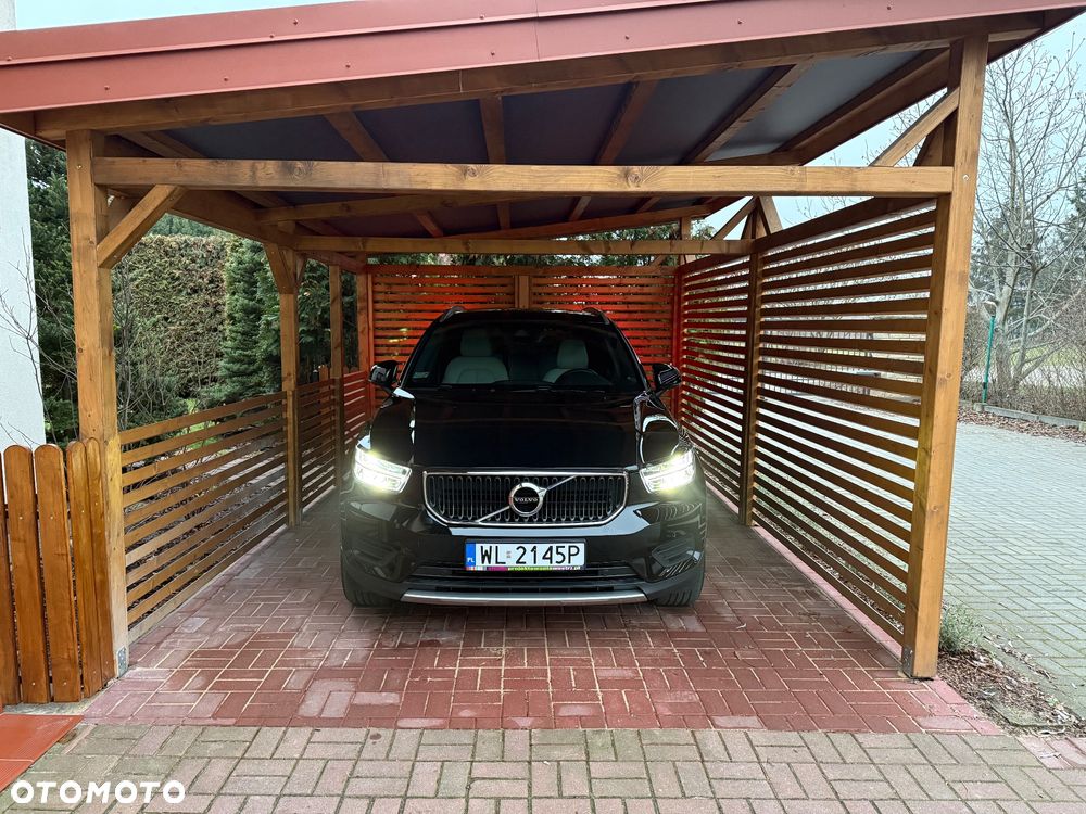 Volvo XC 40 T3 Momentum Pro - 4