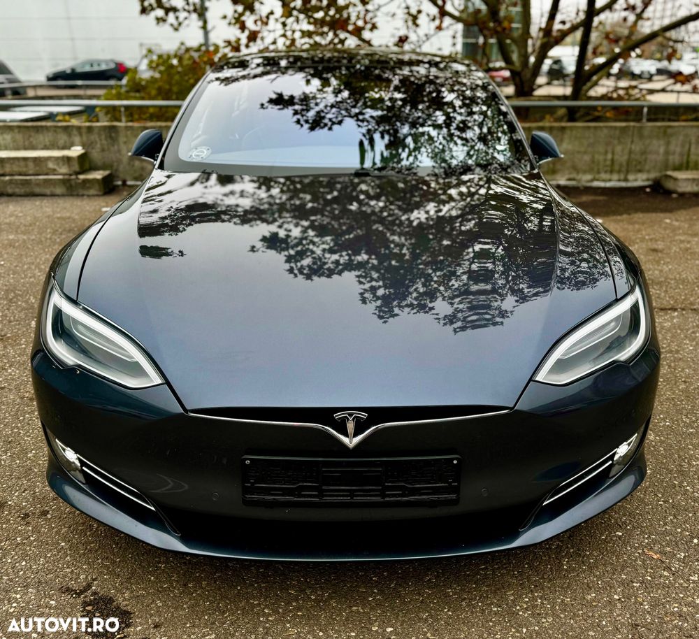 Tesla Model S Ludicrous Performance - 5