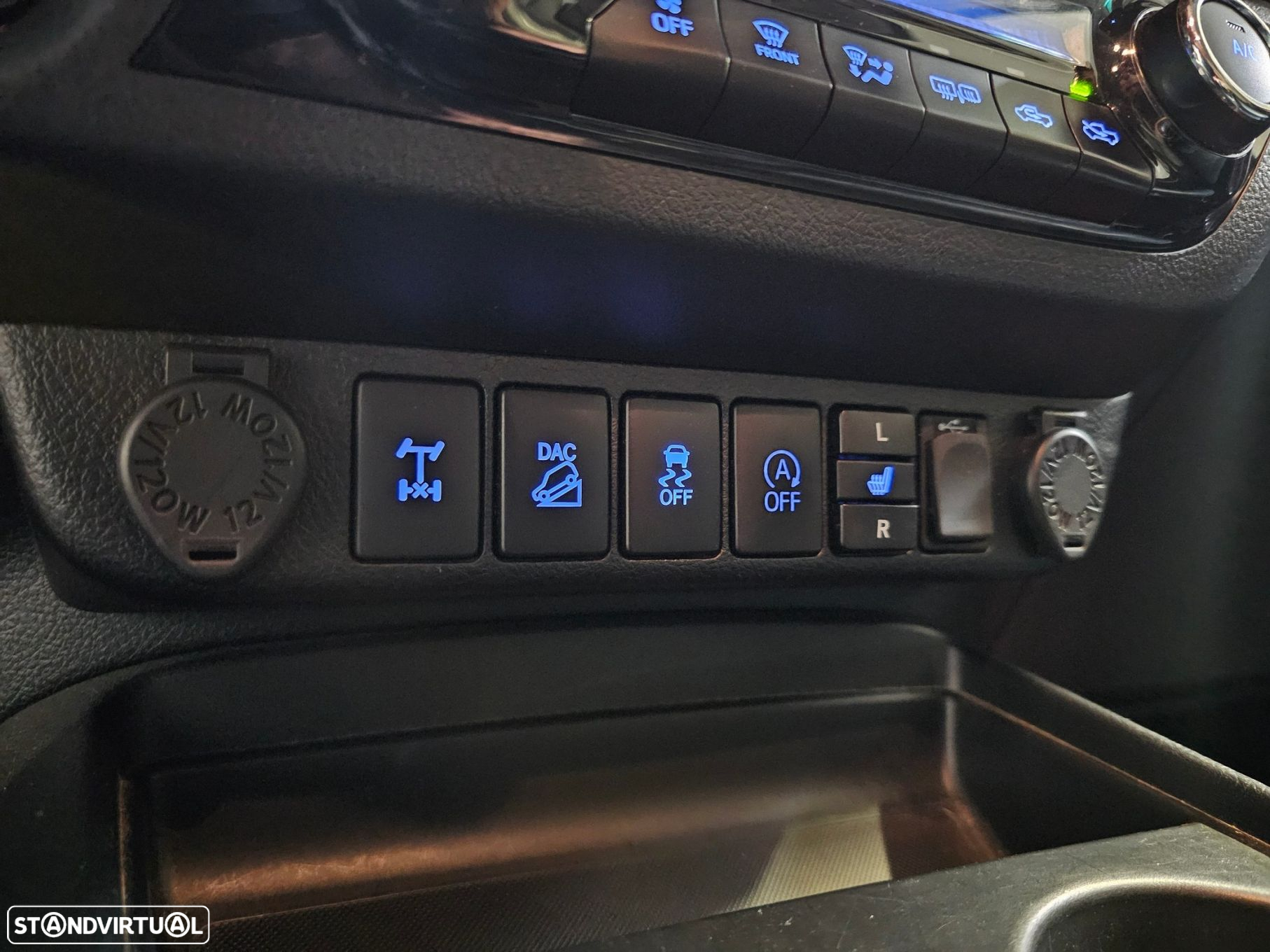 Toyota Hilux 4x4 Cabine Dupla Auto Executive - 23