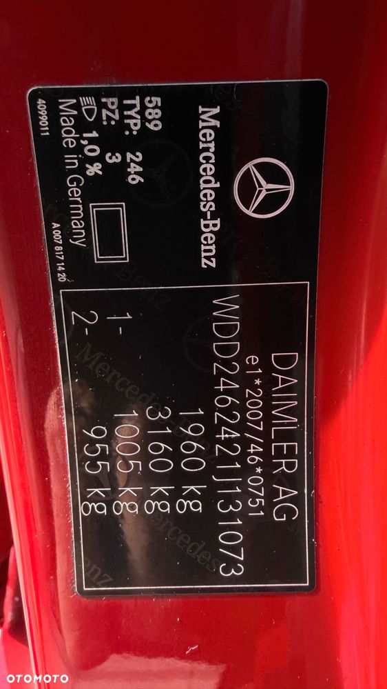 Mercedes-Benz Klasa B 180 BlueEFFICIENCY Edition - 26