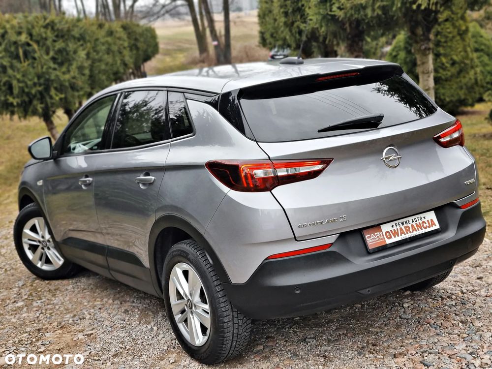 Opel Grandland X 1.2 Start/Stop Automatik Business Elegance - 2
