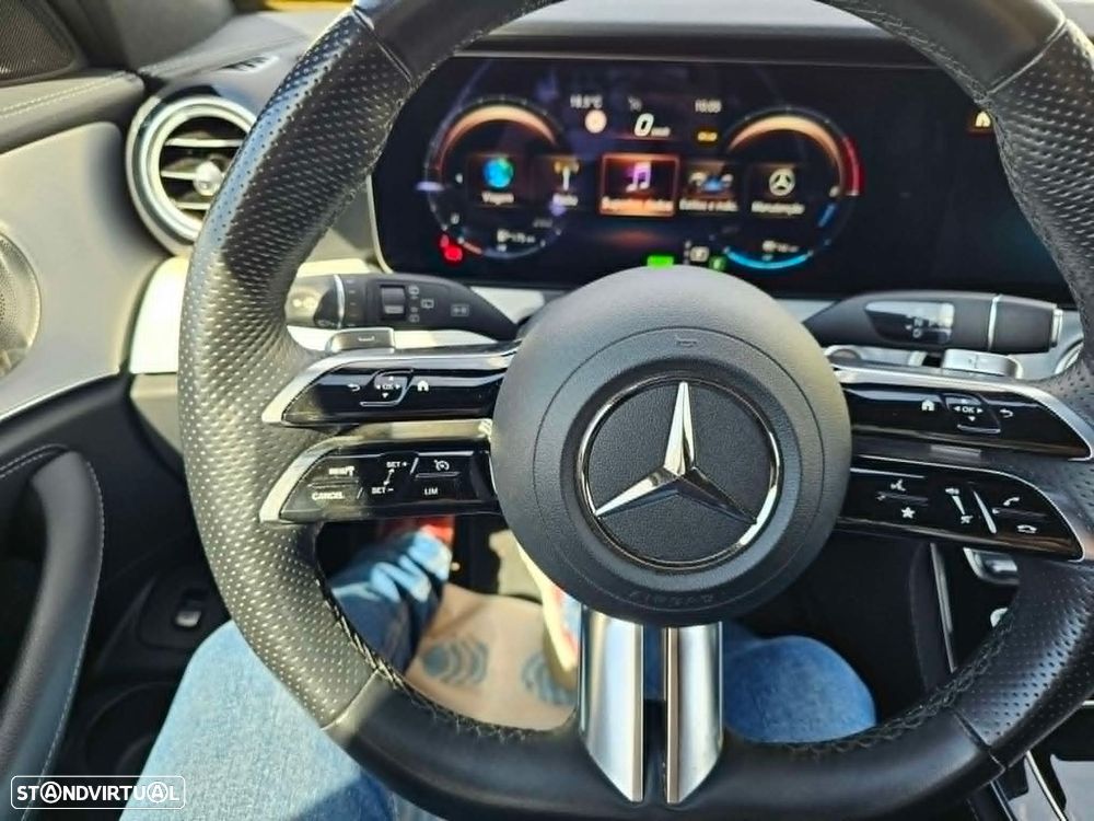 Mercedes-Benz E 300 - 17