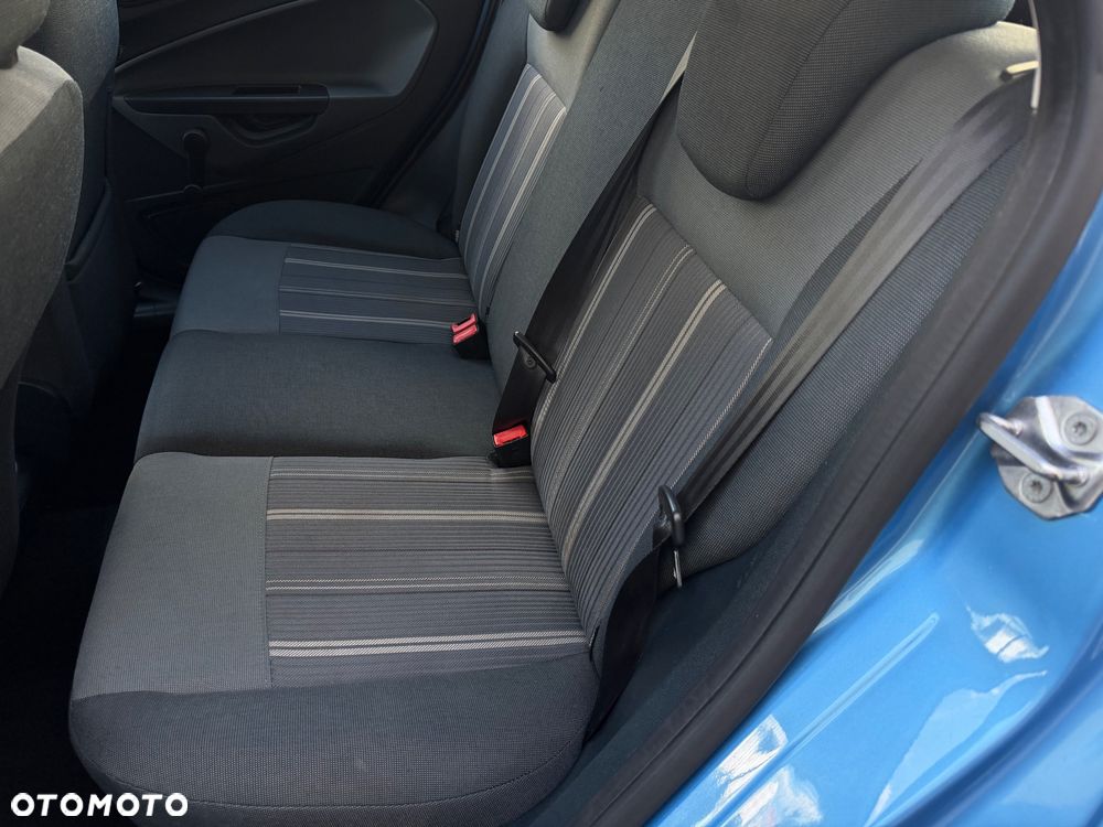 Ford Fiesta 1.25 Trend - 23