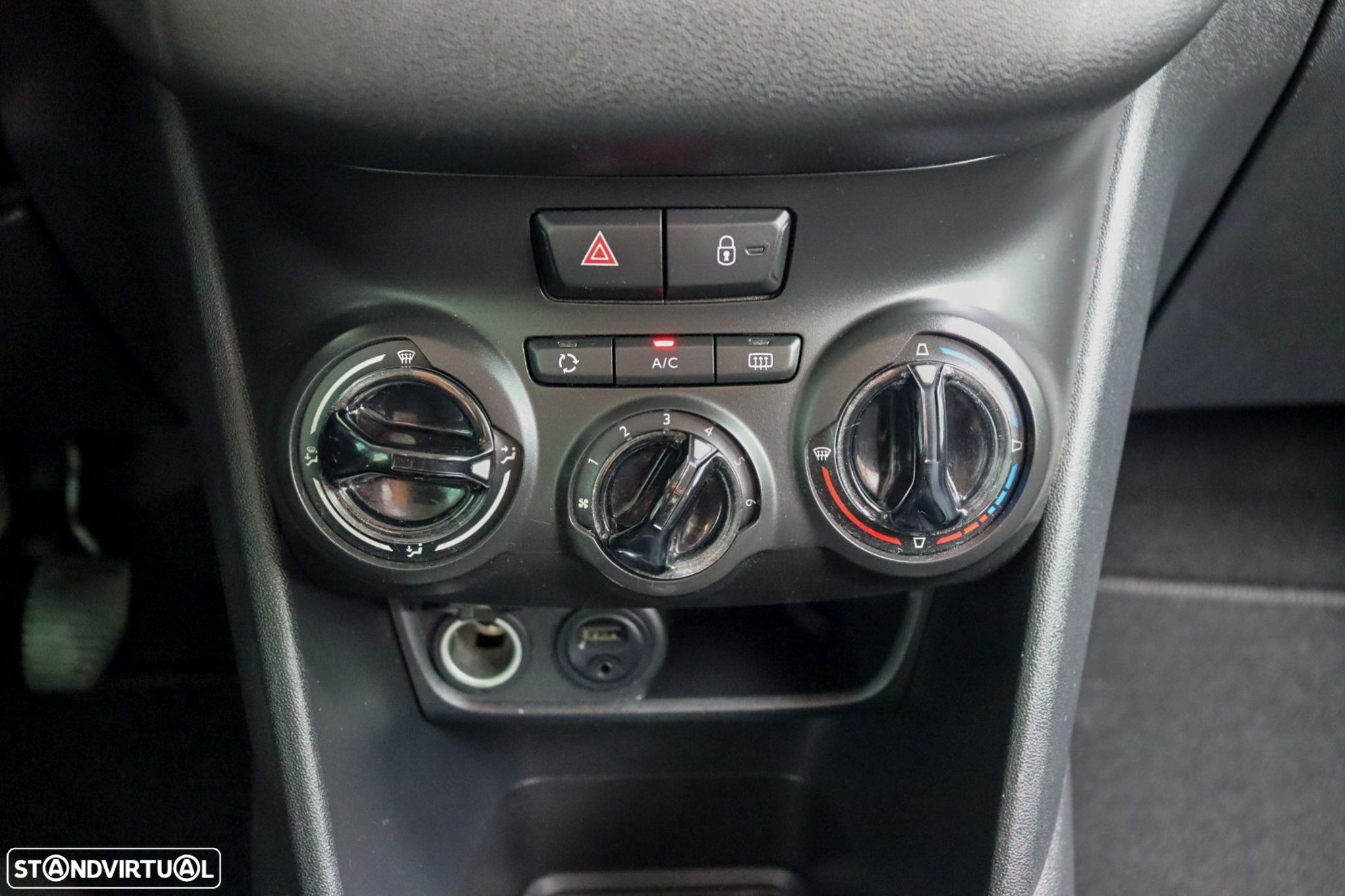 Peugeot 208 1.2 VTi Active - 15