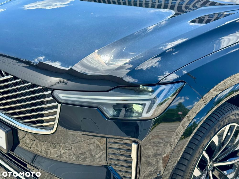 Volvo XC 90 T8 AWD Plug-In Hybrid Ultimate Bright 7os - 17