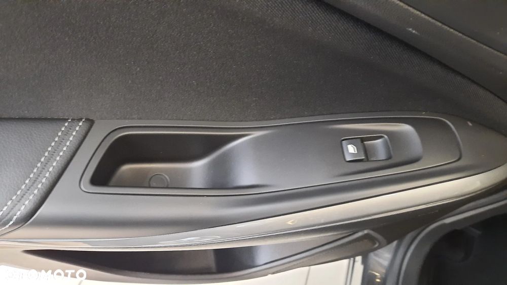 Opel Grandland X 1.2 Start/Stop Automatik Business Edition - 20