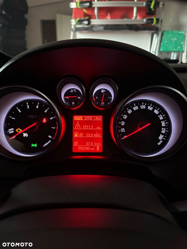 Opel Astra OPC Start/Stop - 31
