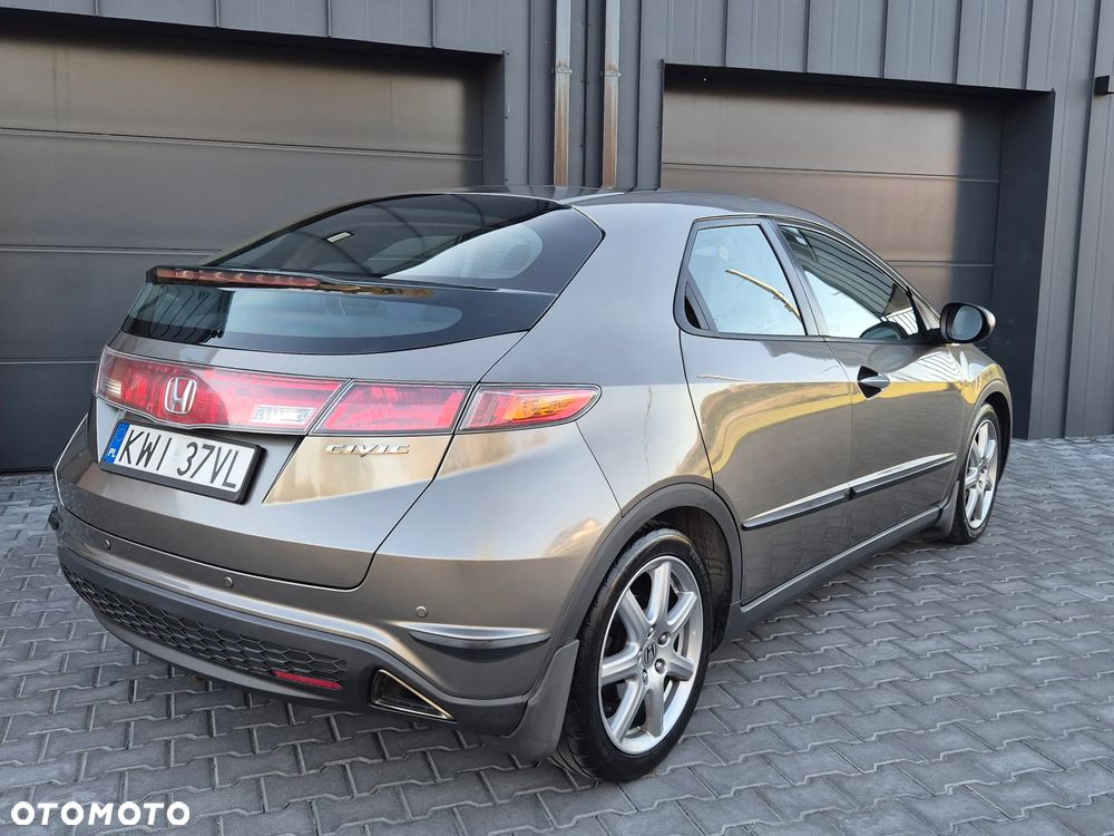 Honda Civic 1.8 Executive - 5