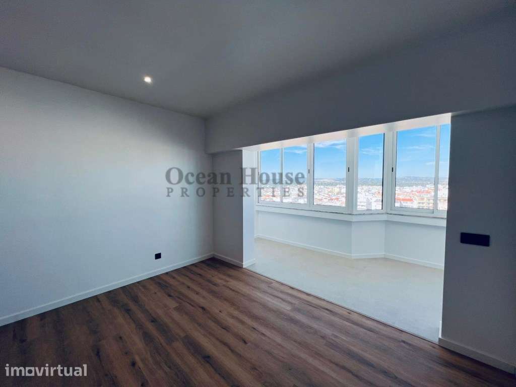 Apartamento T1 Renovado a 100 metros da Praia - Quarteira - Grande imagem: 4/12