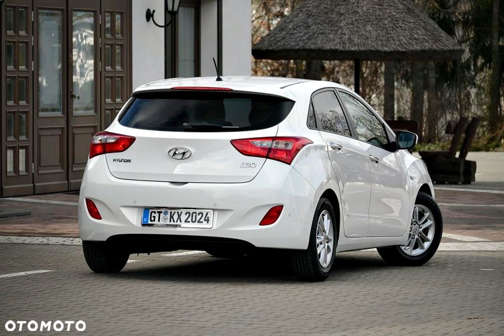 Hyundai i30 1.4 Fifa World Cup Edition - 12