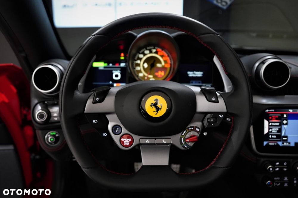 Ferrari Portofino M - 16