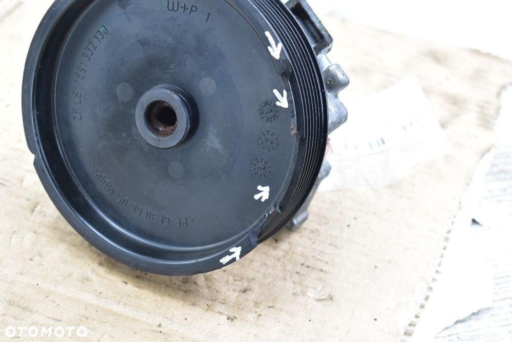 Pompa Wspomagania MERCEDES W203 CL203 W204 1.8 KOMPRESSOR A0034664101 - 2