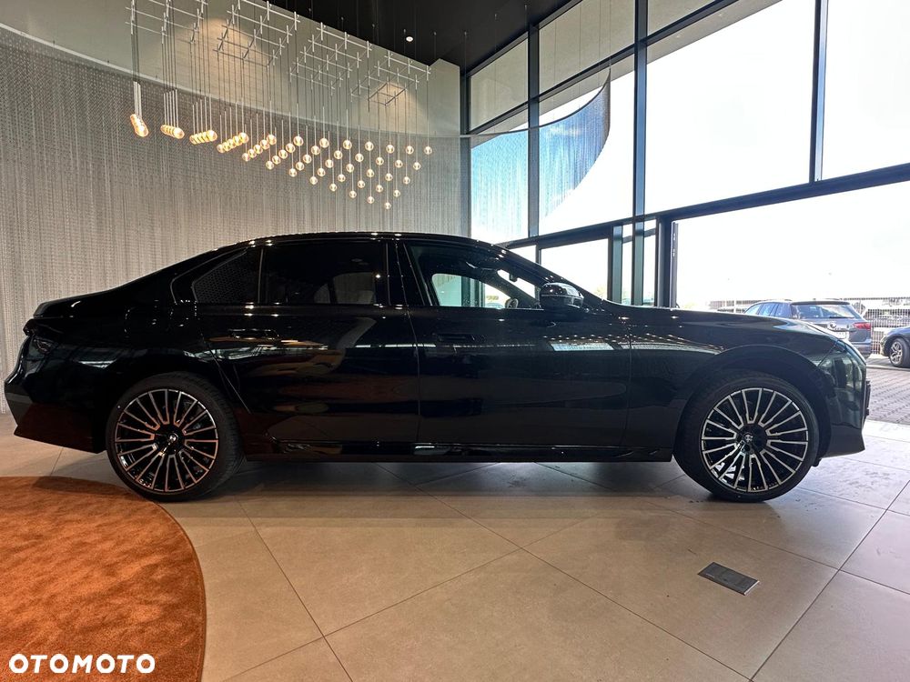 BMW Seria 7 - 8