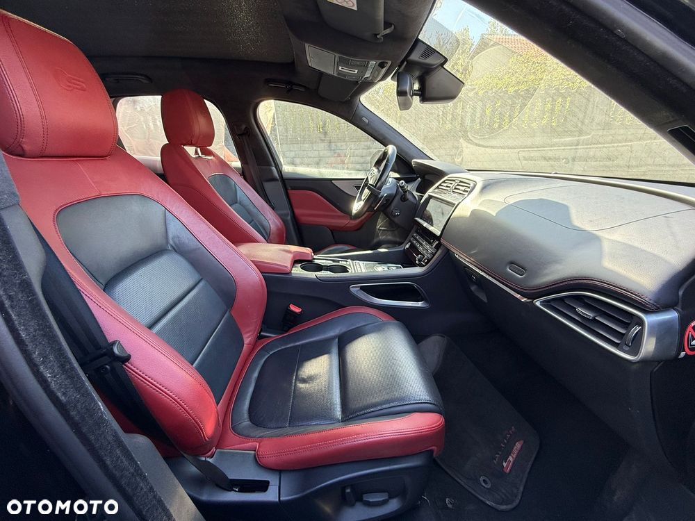 Jaguar F-Pace 3.0 V6 AWD S - 11