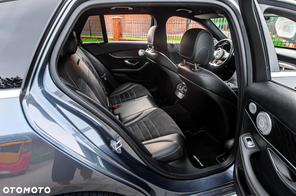 Mercedes-Benz Klasa C 220 d 9G-TRONIC AMG Line - 24