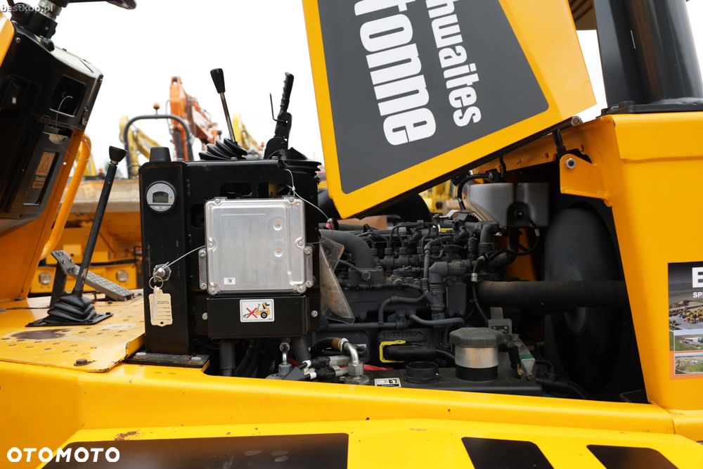 Thwaites MACH2060 6 ton - 31
