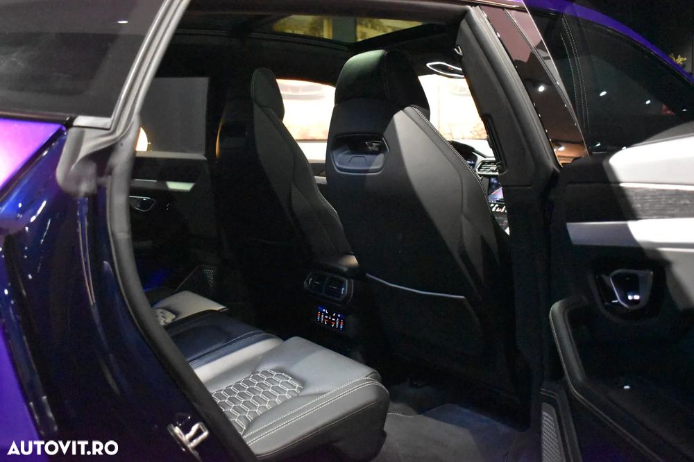 Lamborghini URUS - 10