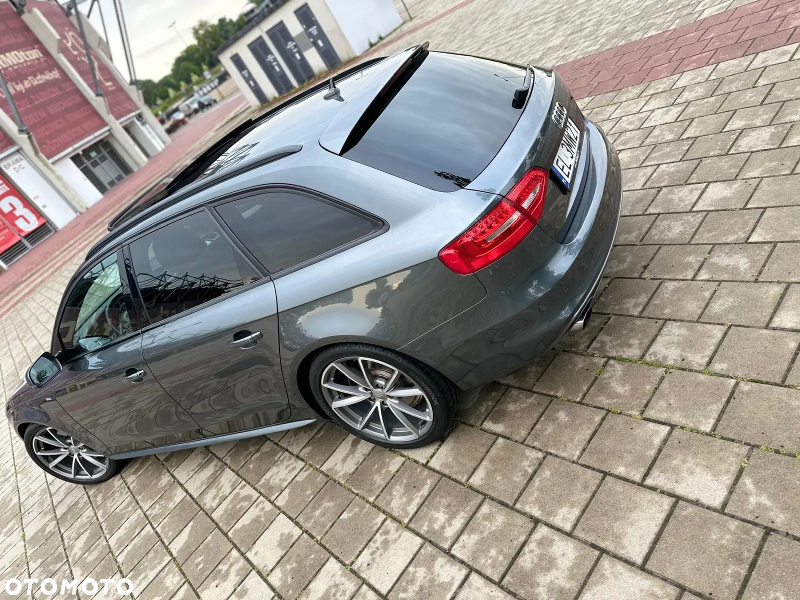 Audi A4 Avant 2.0 TFSI quattro S tronic S line Sportpaket - 10