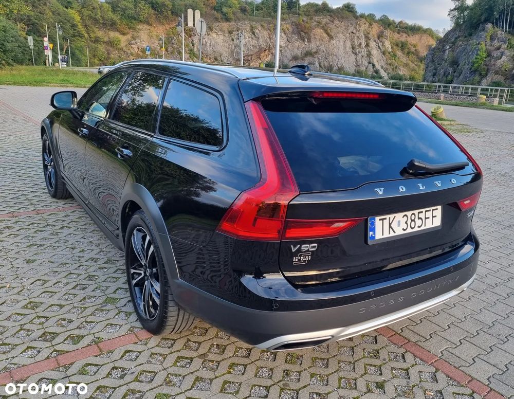 Volvo V90 Cross Country D4 AWD Geartronic Pro - 10